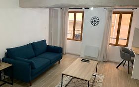 Joli appartement refait à neuf - centre historique - WiFi